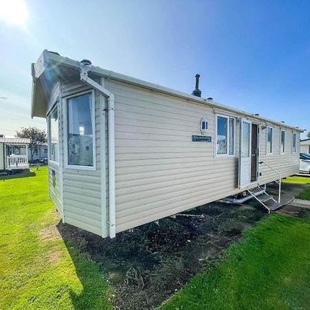 Hotel Lovely Caravan With Wifi At Broadland Sands In Suffolk Ref 20035Bs Hopton on Sea Zewnętrze zdjęcie