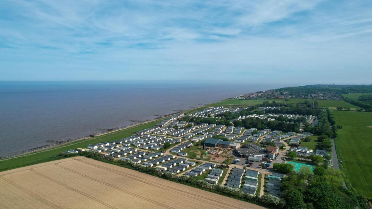 Hotel Lovely Caravan With Wifi At Broadland Sands In Suffolk Ref 20035Bs Hopton on Sea Zewnętrze zdjęcie